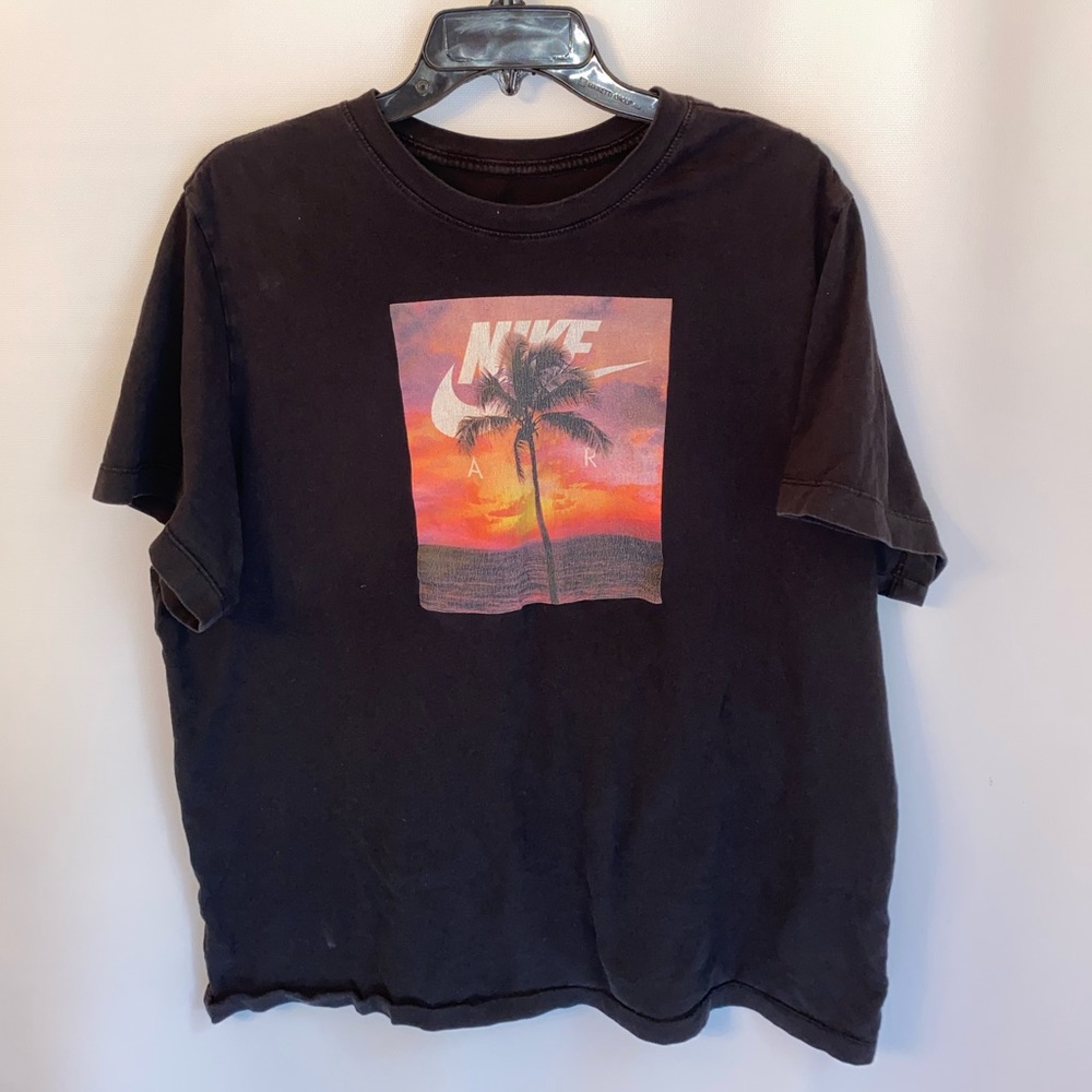 Nike rare vintage graphic tee shirt 100% cotton size XL
